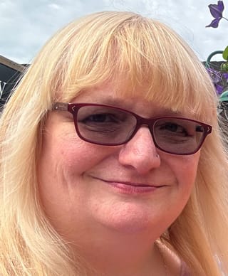 Sue